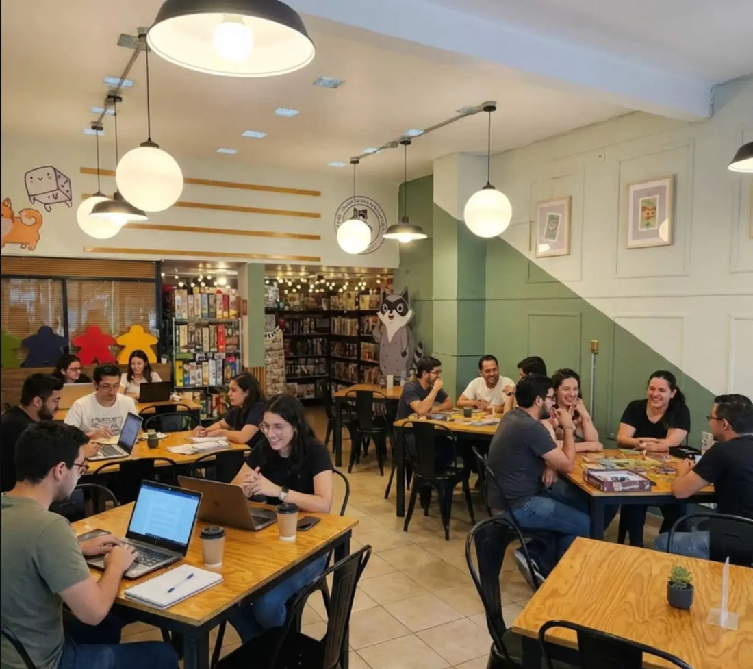 ¿Cansado del home office? 5 razones por las que un Board Game Café es tu mejor oficina